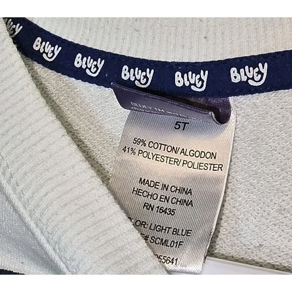 ๐งธ๐ Bluey Familyโ Crewneck Sweatshirt Kids 5T GUC - Picture 4 of 4